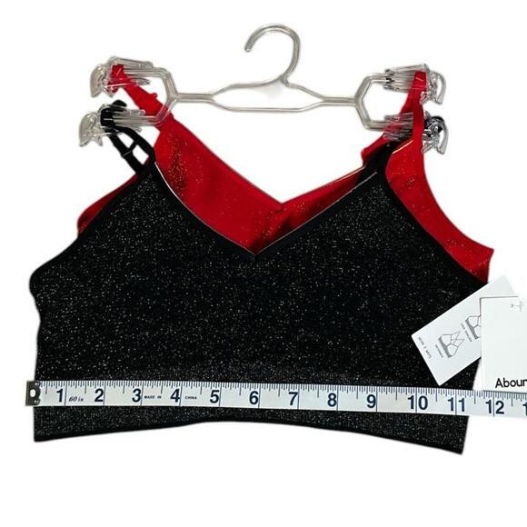 Abound 2 Pack NWT Padded Sports Bras Red & Black Shimmer Size Small Wear 2 Ways - Picture 7 of 8